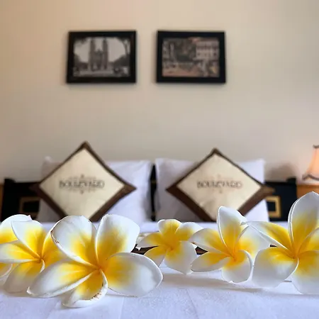 Boulevard Hotel-2