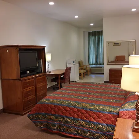 Country Regency Inn & Suites-3