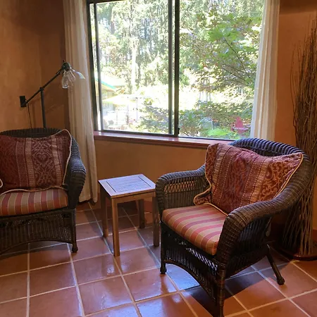 Salt Spring Carriage House B&B-2