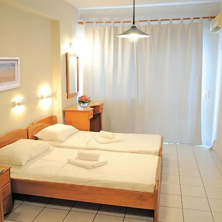 Greta Apartments-3
