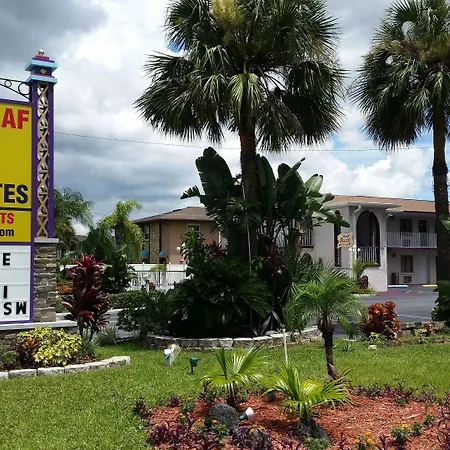 Maple Leaf Inn & Suites-3