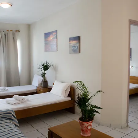 Greta Apartments-3