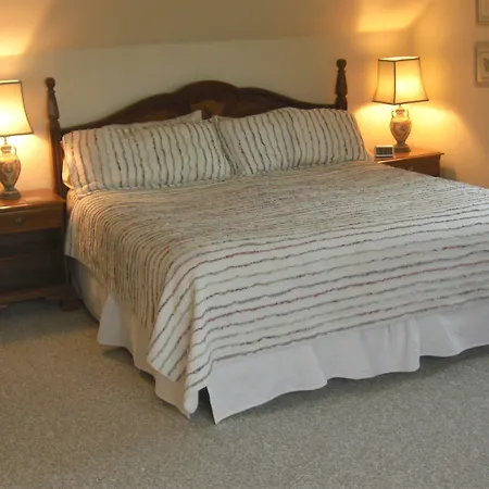 Seafarer Inn-2