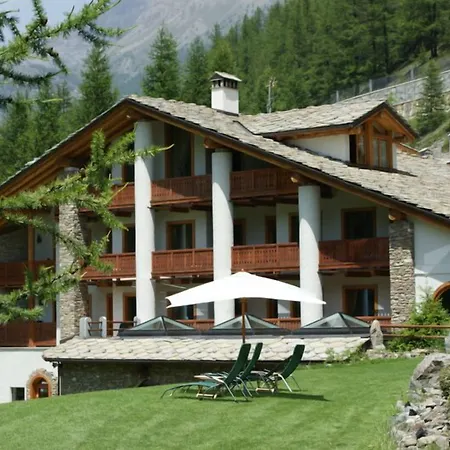 Eco Wellness Hotel Notre Maison-3