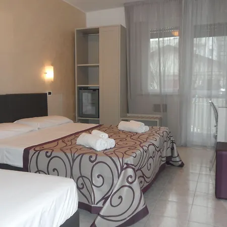 Hotel Gloria-3