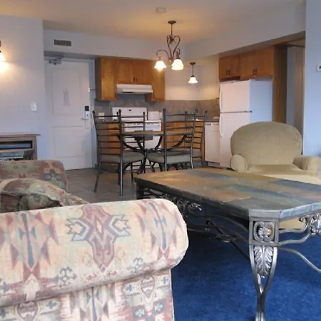 Misty Mountain Inn & Suites-3