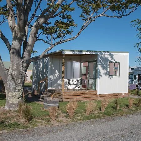 Martinborough Top 10 Holiday Park-2