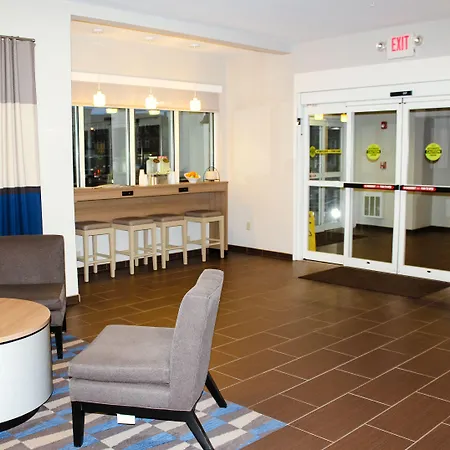 Microtel Inn & Suites By Wyndham - Penn Yan-3