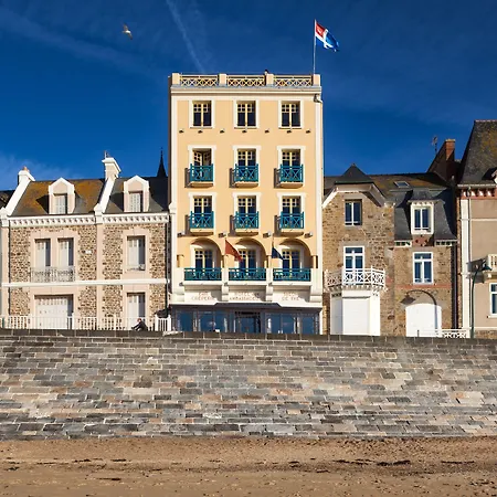 Ambassadeurs Logis Hotel-2