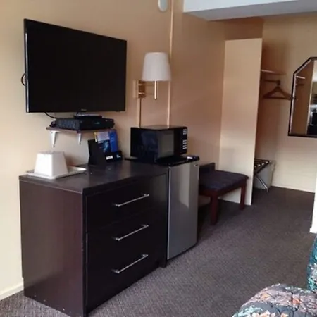 Imperial Motel Cortland-3