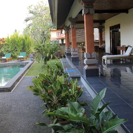 Nyoman Sandi Guest House-2