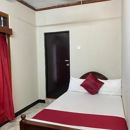 Mercuryfm 109 Guest House - Jaffna Temple Road 77-3