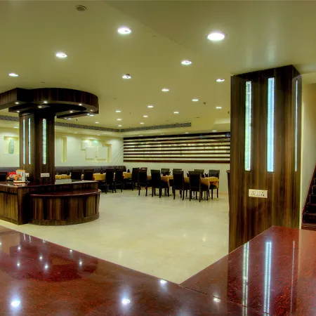 Oyo Townhouse 537 Regent Intercontinental-3