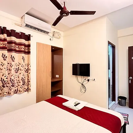 7 Hills Service Apartments-3