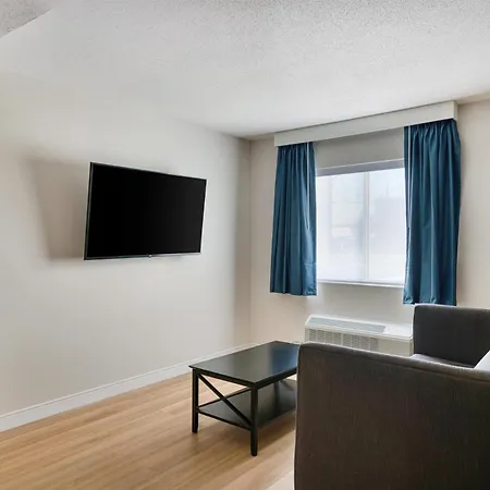 Baldwin Inn & Suites, Surestay Collection By Best Western-3