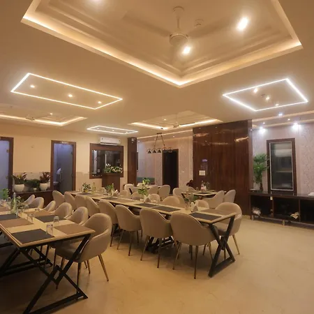 Hotel Mango Tree, Vrindavan-3
