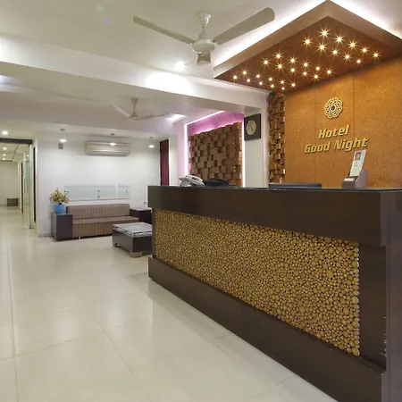 Hotel Good Night-2