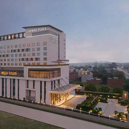 Crowne Plaza Lucknow By Ihg-3