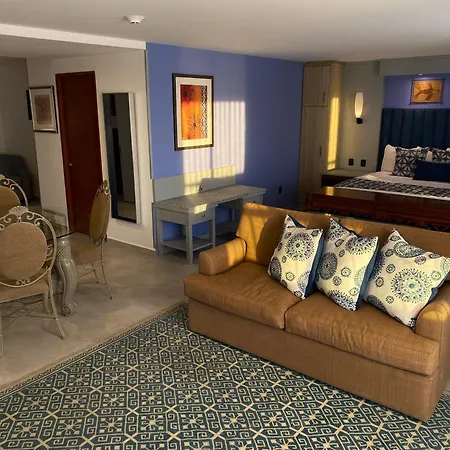 Hotel Hblue Malecon-2