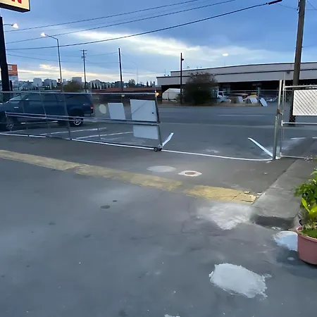 Tacoma Center Motel-2