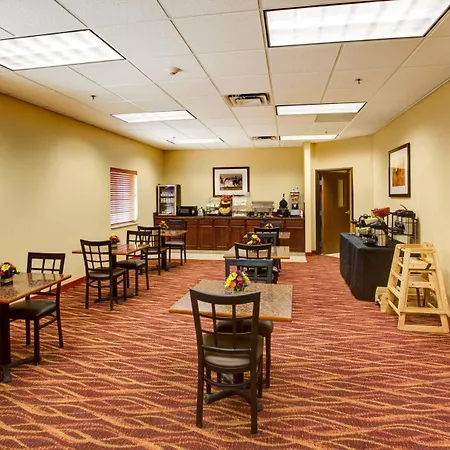 Rodeway Inn & Suites Phillipsburg-2
