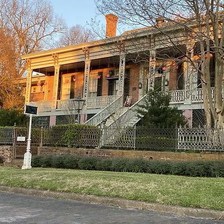 Corners Mansion Inn - A Bed And Breakfast-2