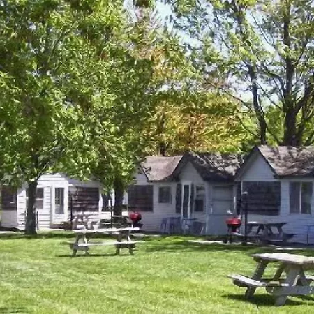 Lakeside Motor Lodge-2