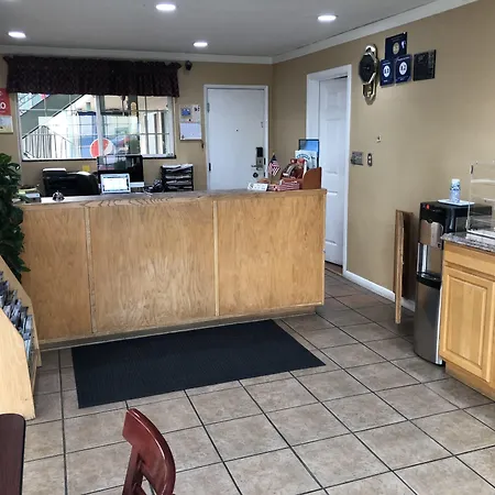 Knights Inn Motel-3