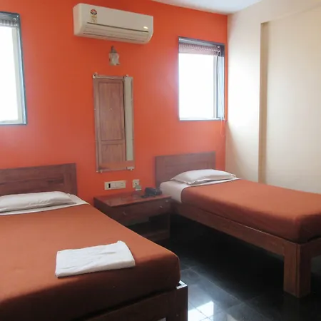Hotel Q Deck-2