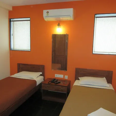 Hotel Q Deck-2