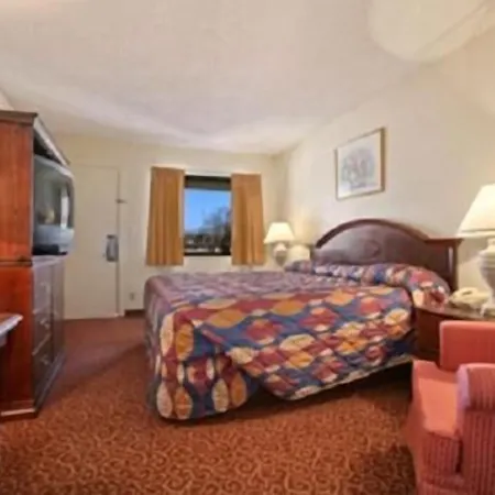 Park Hill Inn And Suites-3