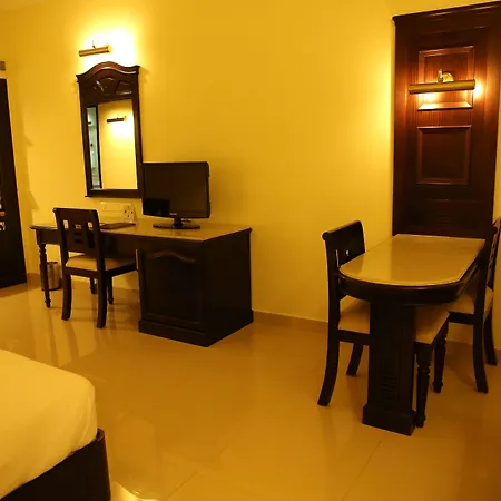 Hotel Airlink Castle-2