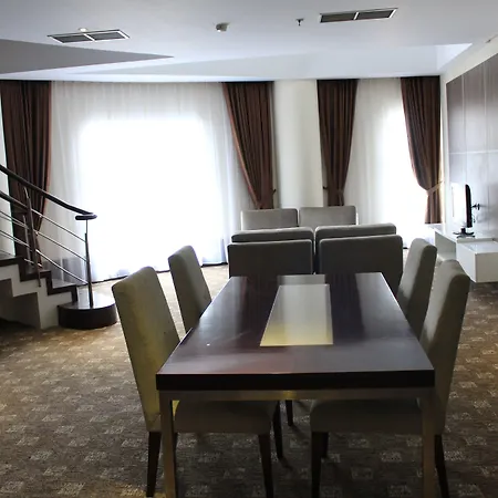 President Executive Club-2