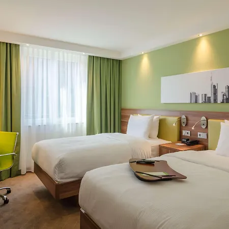 Hampton By Hilton Frankfurt City Centre-3