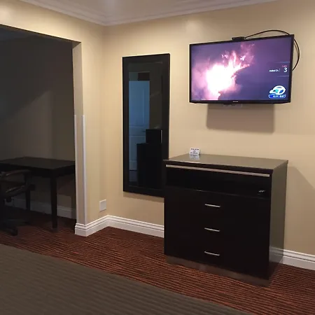 Convention Center Inn & Suites-2
