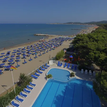 Hotel Gabbiano Beach-3