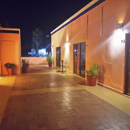 Los Jitos Hotel & Suites-2