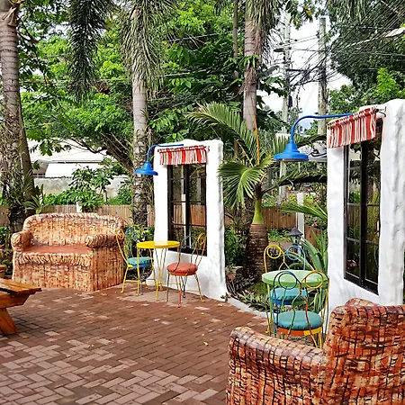 Gabby'S Bed And Breakfast-3