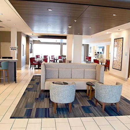 Holiday Inn Express & Suites Great Bend By Ihg-3