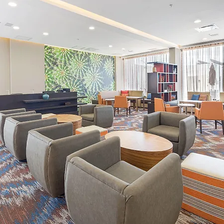 Courtyard By Marriott Saltillo-3