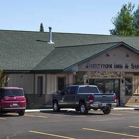 Junction Inn Suites & Conference Center-3