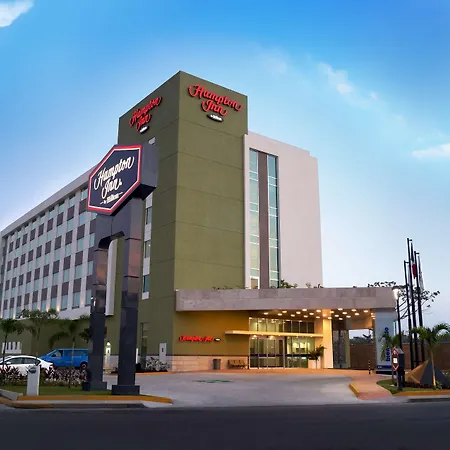 Hampton Inn By Hilton Villahermosa-2