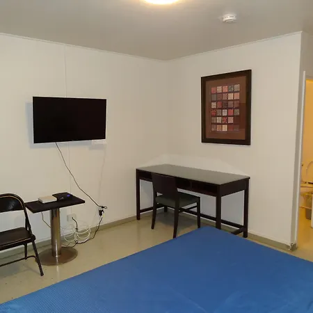 Tip Top Motel-2