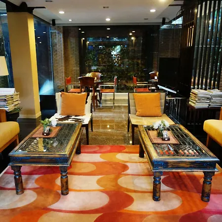 Silom Convent Garden-2