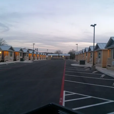 Fieldhouse Inn & Conference Center-2