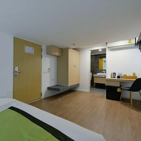 Icheck Inn Sukhumvit 19-3