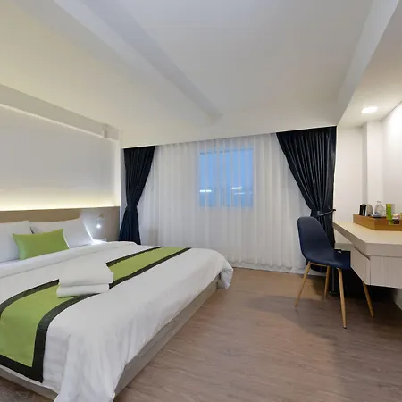 Icheck Inn Sukhumvit 19-2