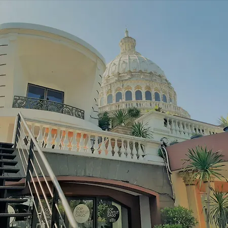 The Palais Hotel Dago-3