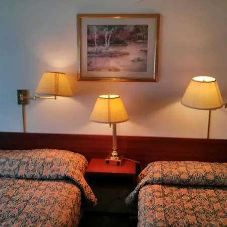 Shamrock Motel-2