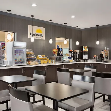 Days Inn By Wyndham Odessa-2